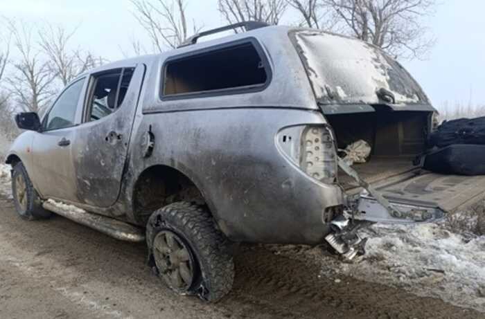 Росіяни вдарили дроном по автомобілю поліція у Куп’янську