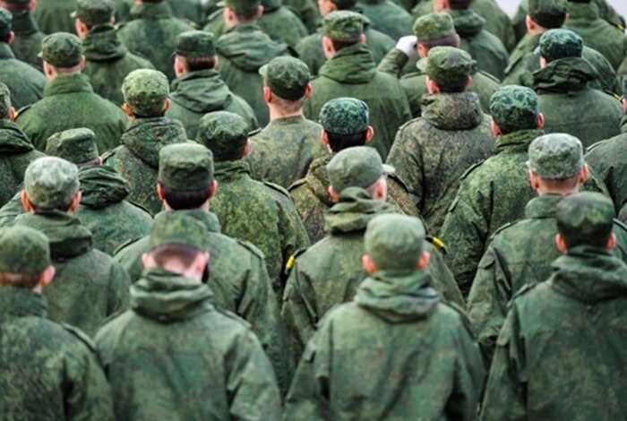 У Росії правоохоронці затримали та примусово відправили на війну приблизно 20 тисяч мігрантів
