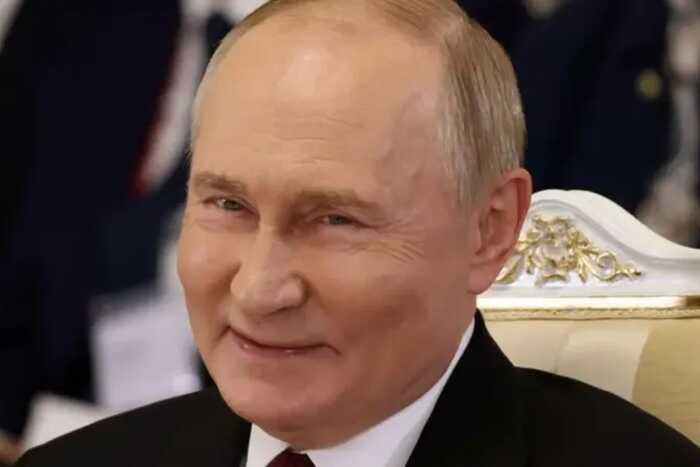 У Росії починаються зміни політичних еліт та олігархів, – Bloomberg