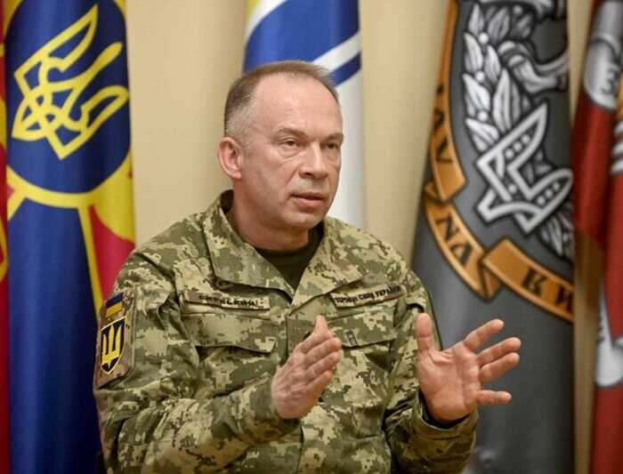 Величезні опорні пункти більше не актуальні, — Сирський