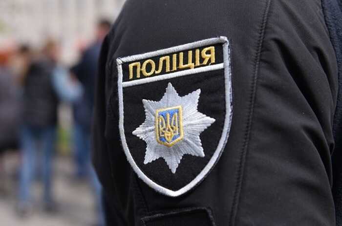 У Львівській області патрульний автомобіль збив неповнолітнього на переході