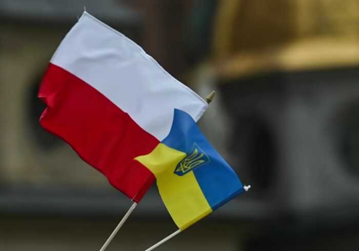 Майже половина поляків хочуть зупинити військову допомогу Україні, — опитування
