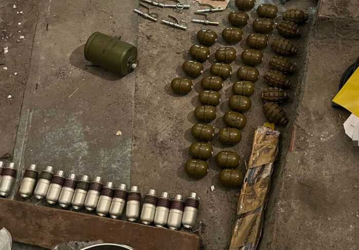 У Києві знайшли в гаражі арсенал майже на 7 мільйонів гривень