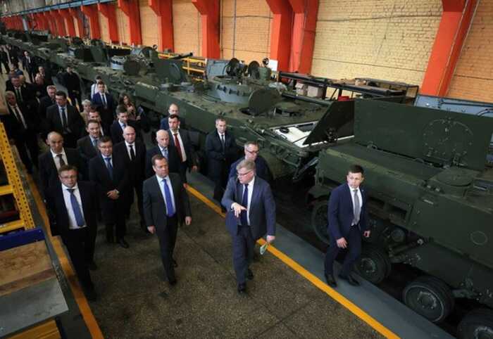 Росія різко наростила експорт металів до Китаю, — Bloomberg