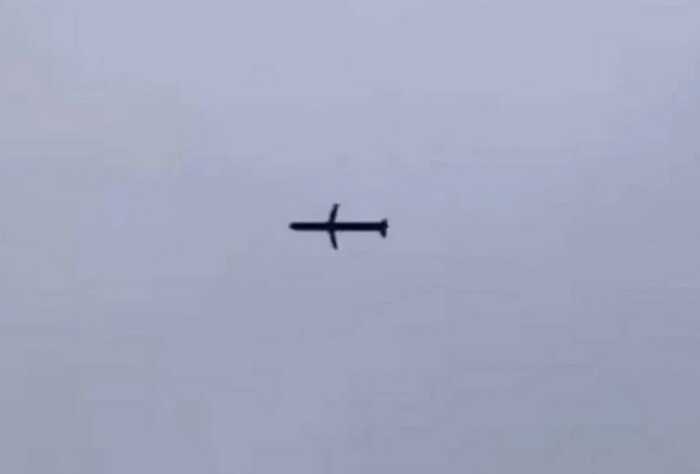 Росіяни завдали ракетного удару по Кам’янському району Дніпропетровщини: спалахнула пожежа