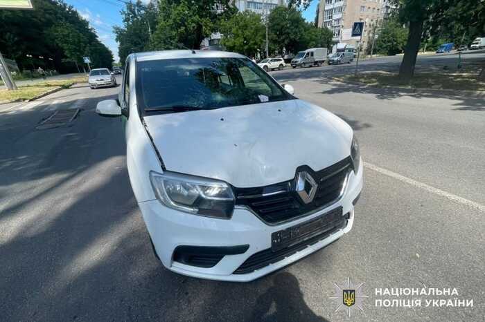 Таксист під наркотиками збив дівчину у Вінниці