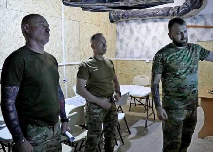 Російська армія почала наступальні дії в районі Кам’янського, — Сирський