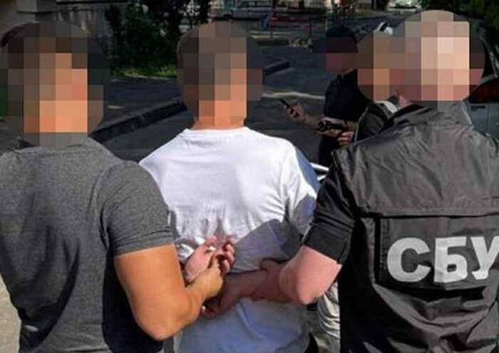 СБУ затримала посередника, який оформлював 33-річного ухилянта студентом львівського університету