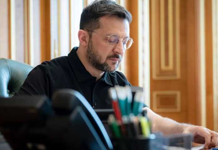 Зеленський готовий до компромісу на переговорах із Трампом, але лише прийнятного для суспільства — FT