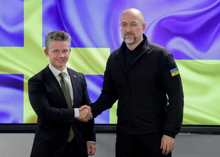 Україна та Швеція запустять спільне виробництво оборонної продукції, — Шмигаль
